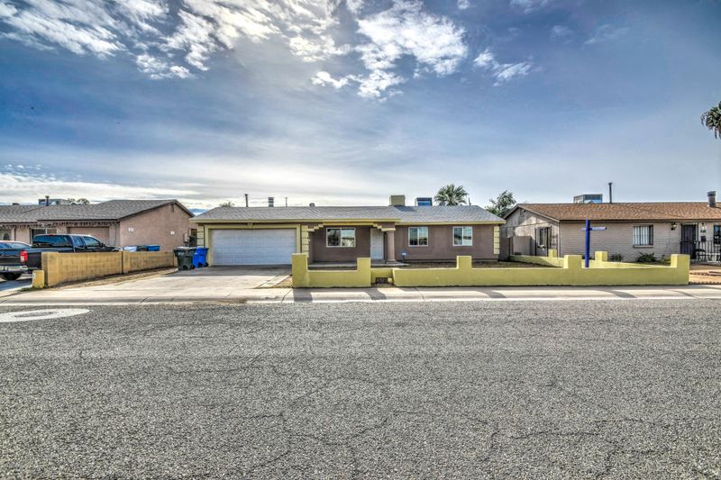 8607 W Amelia Ave, Phoenix, AZ 85037