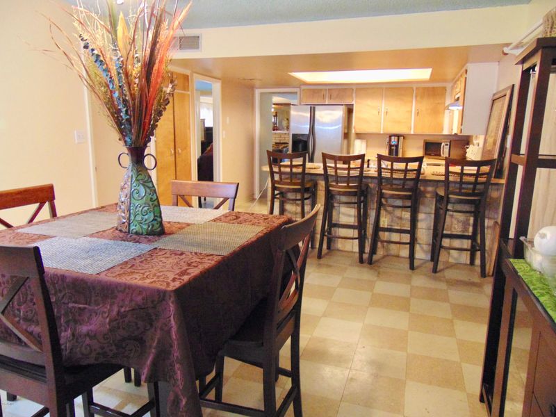 8607 W Monterosa St, Phoenix, AZ 85037
