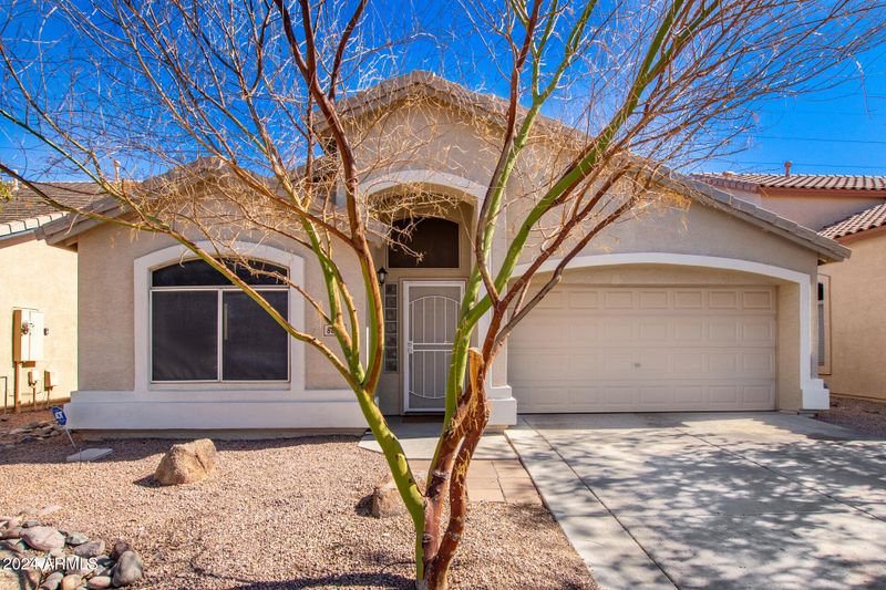 8609 S 49th Dr, Laveen, AZ 85339