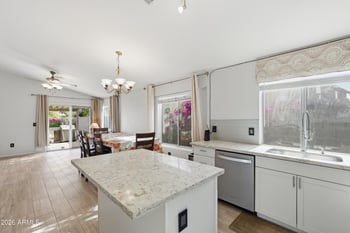 861 Ithica St, Chandler, AZ 85225