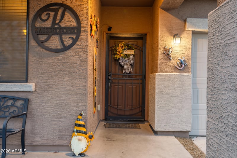 8610 N 61st Dr, Glendale, AZ 85302