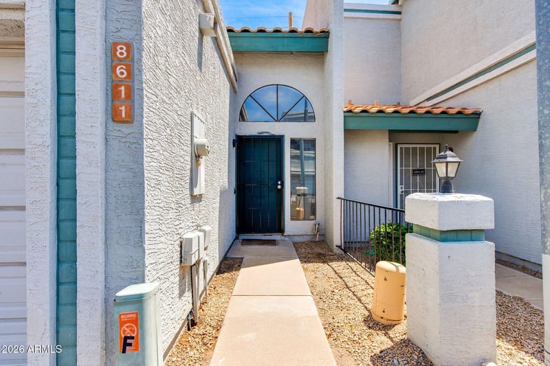 8611 N 67th Dr, Peoria, AZ 85345