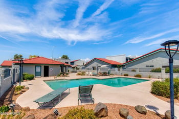 8611 N 67th Dr, Peoria, AZ 85345