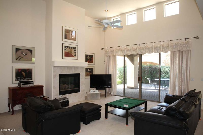 8612 E Tuckey Ln, Scottsdale, AZ 85250
