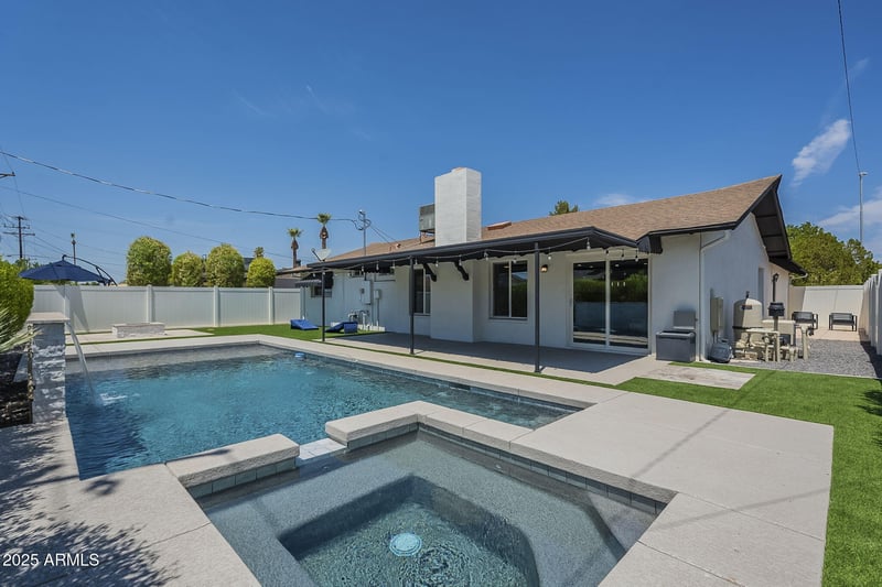 8613 Montebello Ave, Scottsdale, AZ 85250