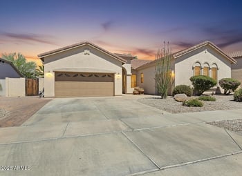 8614 Morten Ave, Glendale, AZ 85305