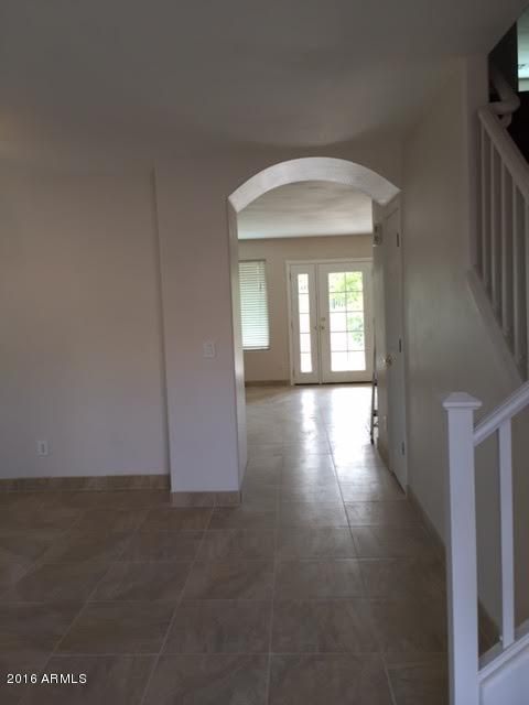 8614 N 68th Ln, Peoria, AZ 85345