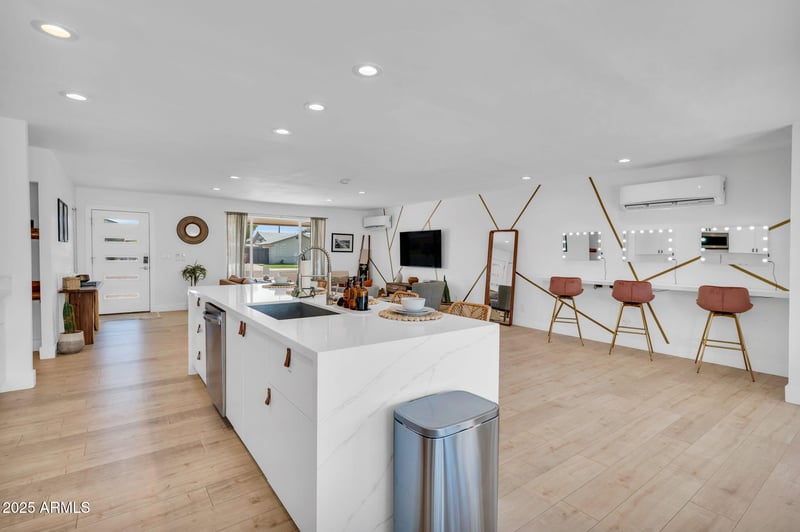 8614 Rose Ln, Scottsdale, AZ 85250