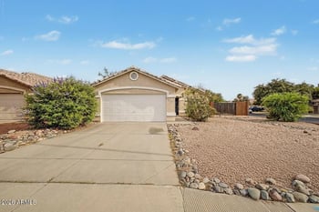 8615 Crescent Ave, Mesa, AZ 85208