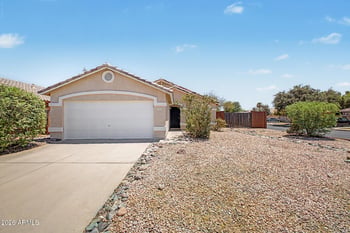 8615 Crescent Ave, Mesa, AZ 85208