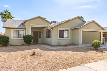 8615 Minnezona Ave, Phoenix, AZ 85037