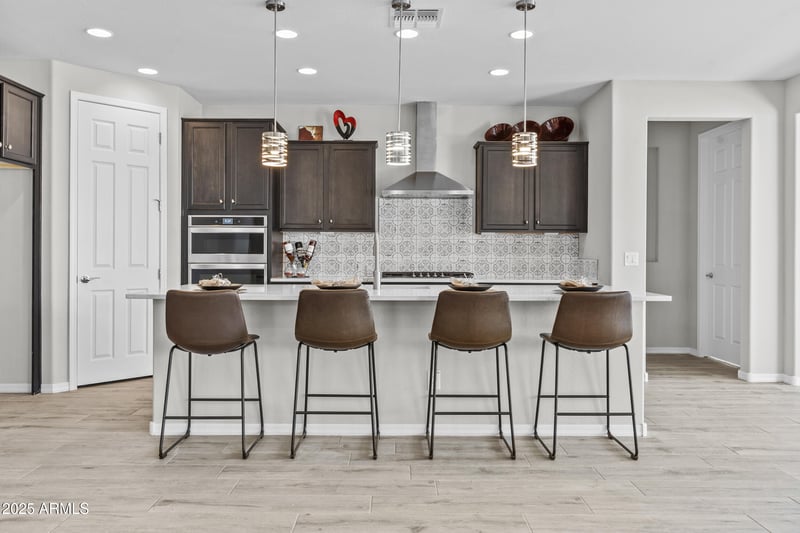 8615 Palo Verde Dr, Glendale, AZ 85305