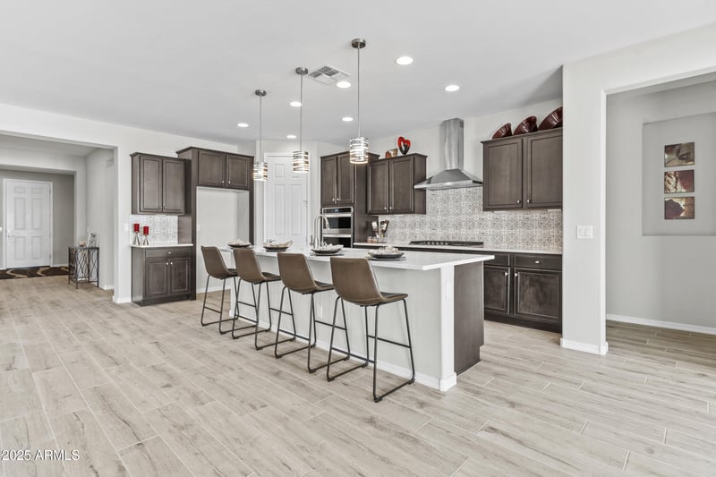 8615 Palo Verde Dr, Glendale, AZ 85305