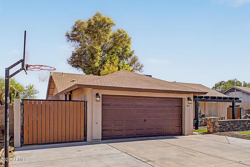 8615 W Diana Ave, Peoria, AZ 85345