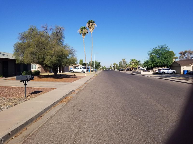 8615 W Glenrosa Ave, Phoenix, AZ 85037