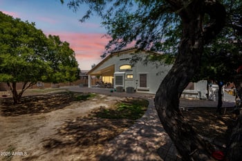 8616 46th Ln, Laveen, AZ 85339