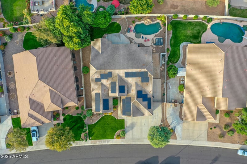 8616 Clara Ln, Peoria, AZ 85382