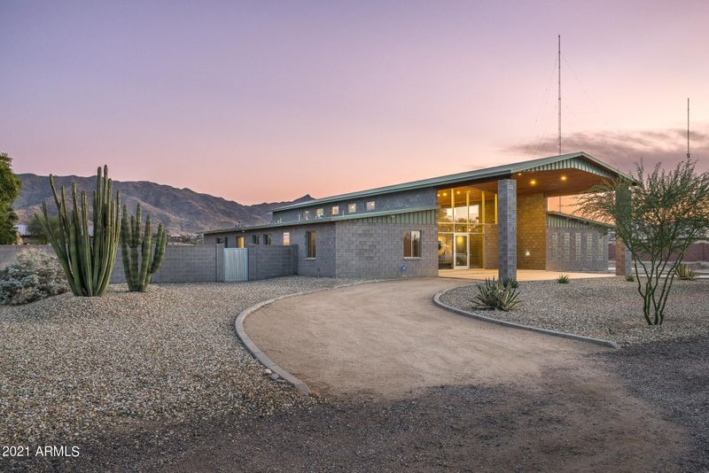 8616 S 19th Ave, Phoenix, AZ 85041