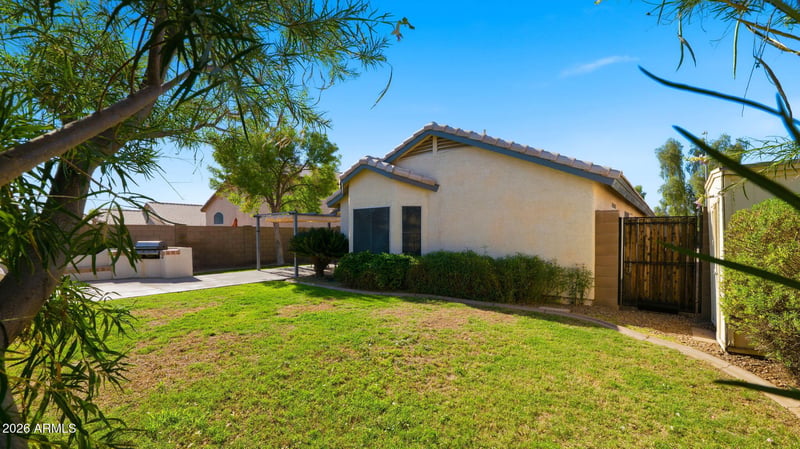 8617 El Caminito Dr, Peoria, AZ 85345