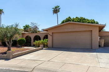 8618 43rd Dr, Glendale, AZ 85302