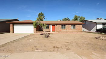 8618 Clarendon Ave, Phoenix, AZ 85037