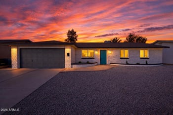 8618 Clarendon Ave, Phoenix, AZ 85037