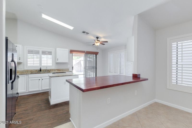 8618 E Natal Ave, Mesa, AZ 85209