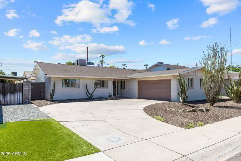 8619 El Charro Ln, Scottsdale, AZ 85250