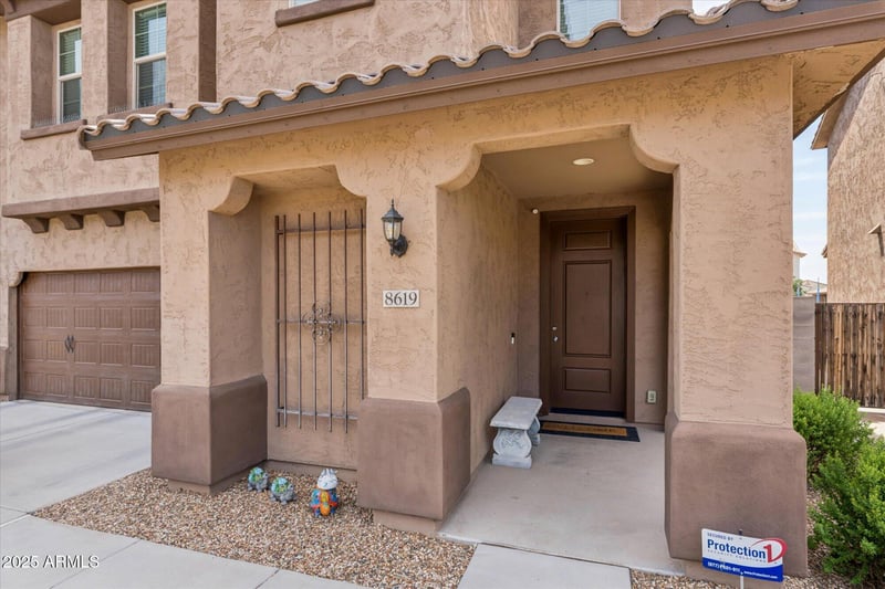 8619 Laguna Azul Ave, Mesa, AZ 85209
