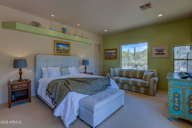 8619 Silver Saddle Dr, Carefree, AZ 85377