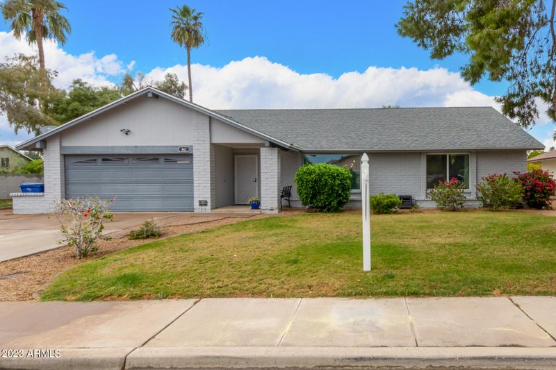 862 W Nopal Ave, Mesa, AZ 85210