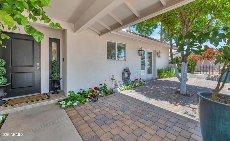 8620 Via Del Palacio St, Scottsdale, AZ 85258