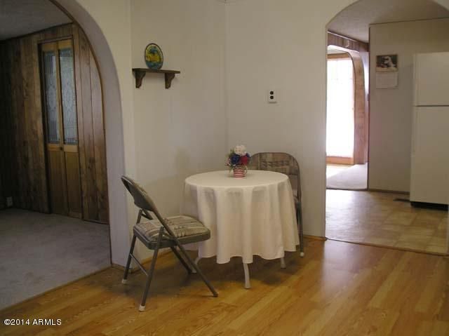 8621 E Dulciana Ave, Mesa, AZ 85208