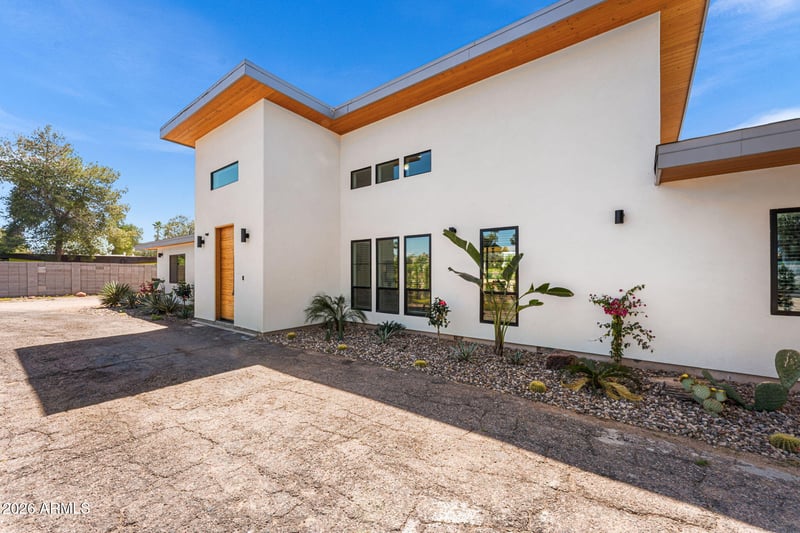 8621 Indian Bend Rd, Scottsdale, AZ 85250