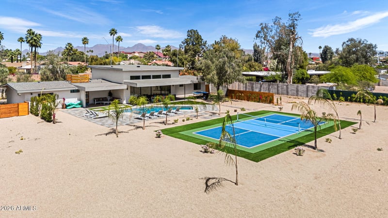 8621 Indian Bend Rd, Scottsdale, AZ 85250