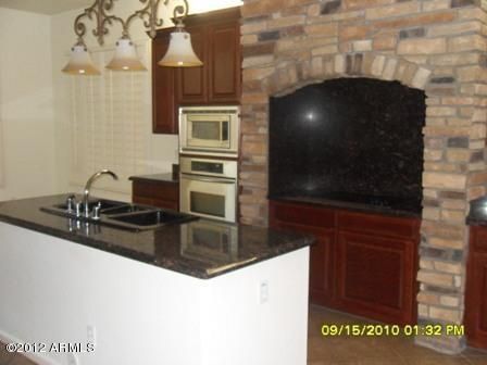 8621 S 21st Pl, Phoenix, AZ 85042