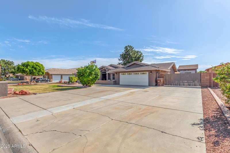 8621 Via Montoya Dr, Peoria, AZ 85383