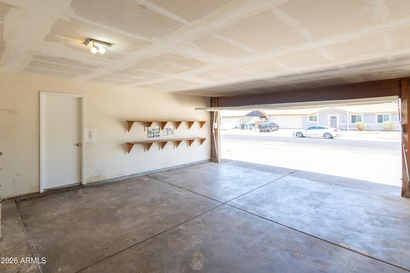 8621 W Columbus Ave, Phoenix, AZ 85037