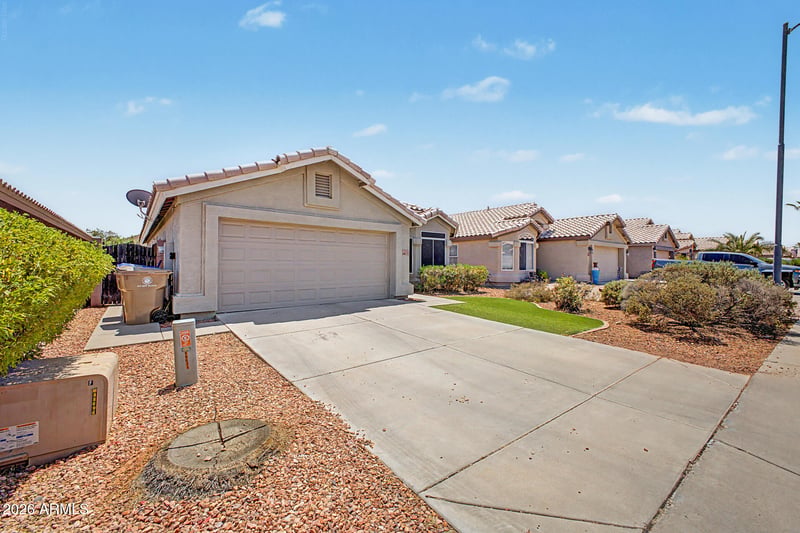 8621 W Davis Rd, Peoria, AZ 85382