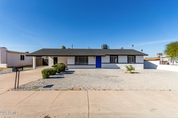 8622 17th Way, Phoenix, AZ 85042