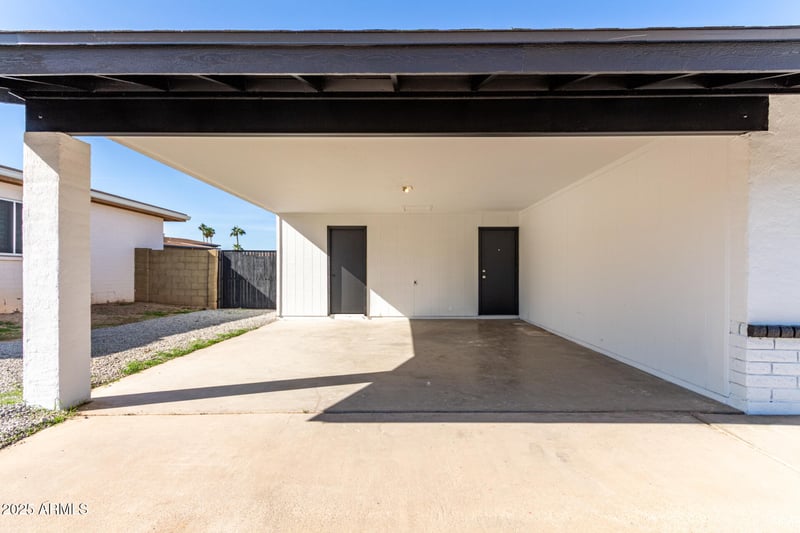 8622 17th Way, Phoenix, AZ 85042