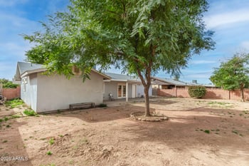 8622 Columbus Ave, Phoenix, AZ 85037