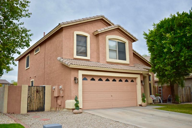 8622 E Meseto Ave, Mesa, AZ 85209