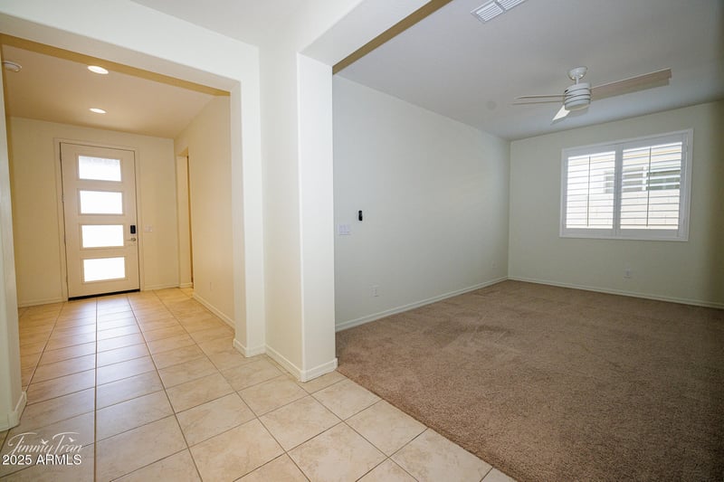 8622 Rancho Dr, Glendale, AZ 85305
