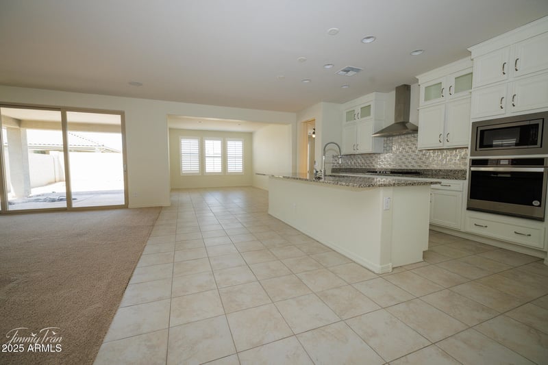 8622 Rancho Dr, Glendale, AZ 85305