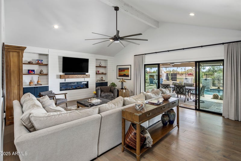 8623 E Clubhouse Way, Scottsdale, AZ 85255
