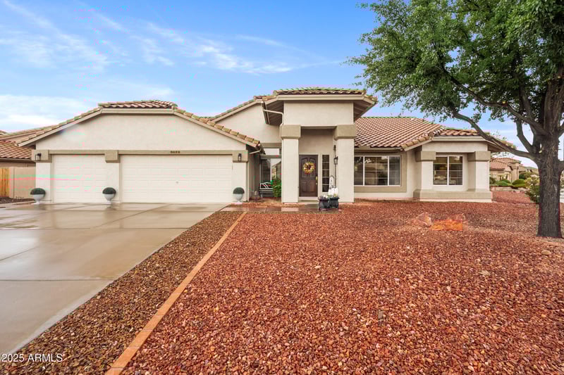 8623 Escuda Dr, Peoria, AZ 85382