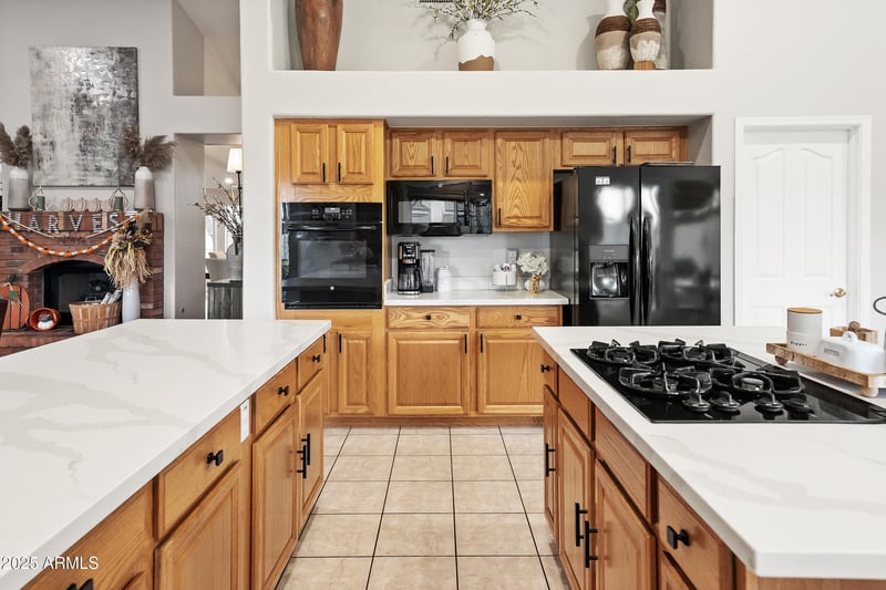 8623 Escuda Dr, Peoria, AZ 85382