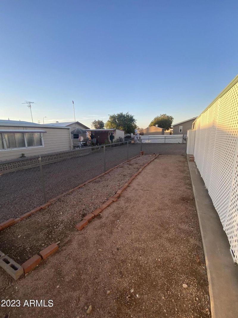 8626 E Dulciana Ave, Mesa, AZ 85208