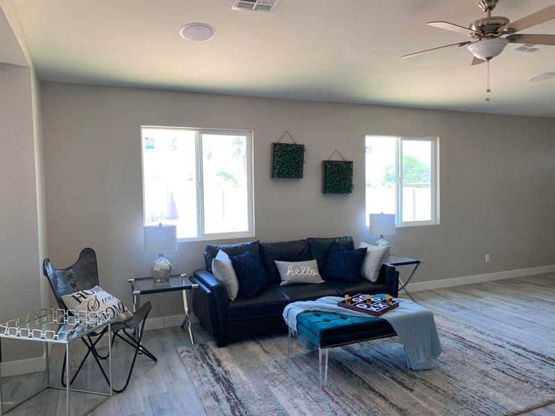8626 S 7th Pl, Phoenix, AZ 85042